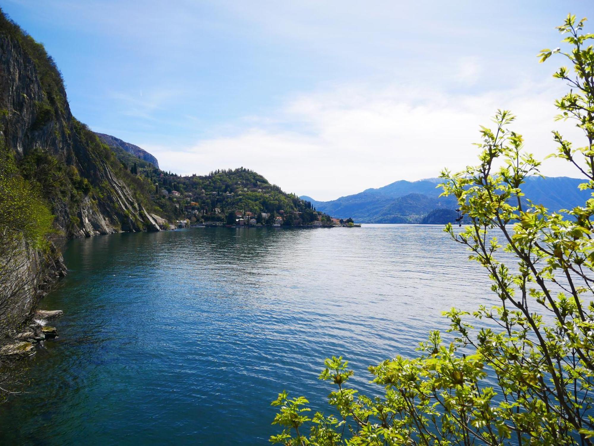 La Riva Appartamento Perledo ภายนอก รูปภาพ